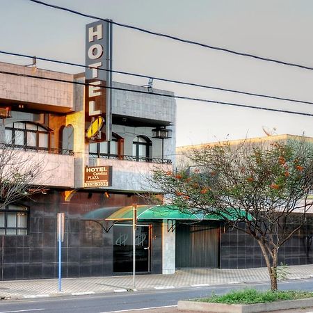 Hotel Carolina Plaza Uberaba Extérieur photo