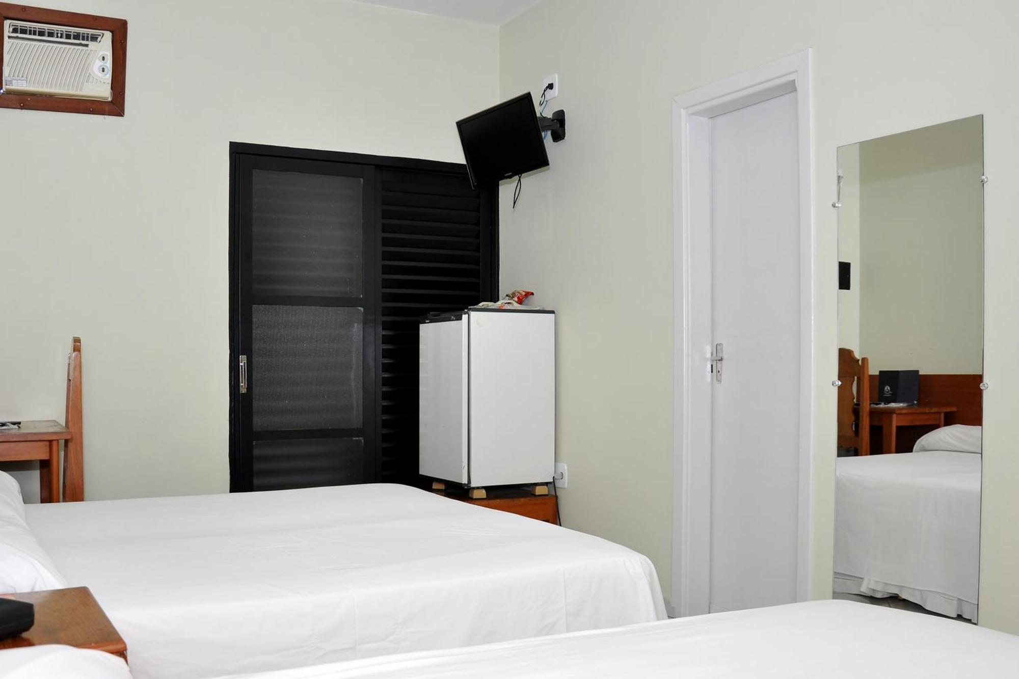 Hotel Carolina Plaza Uberaba Chambre photo